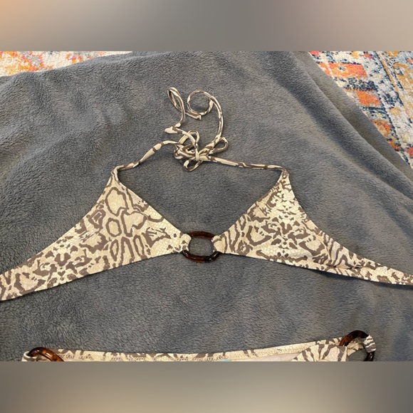 Odabash string bikini top - Picture 4 of 8